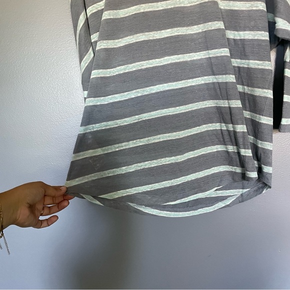 Tommy Bahama 100% linen striped blue dolman batwing 3/4 sleeve top size M - Picture 7 of 8